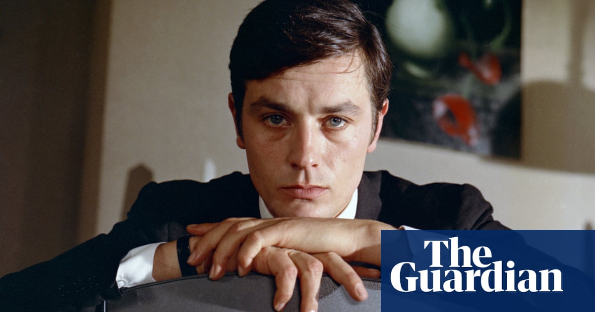 La vie en images d'Alain Delon 2 La vie en images d'Alain Delon - 1