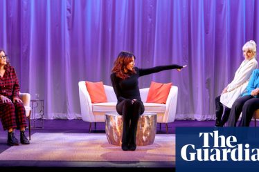 <h2>Les stars de Madwomen of the West répliquent à la culture de l'annulation</h2><br />
<br />
<p>La pièce de théâtre "Madwomen of the West" fait beaucoup parler d'elle. En effet, les jeunes générations critiquent vivement les acteurs de la pièce, les accusant de ne pas être en phase avec les valeurs actuelles de notre société.</p><br />
<br />
<ul><br /> <li>Les jeunes générations critiquent les stars de Madwomen of the West</li><br /> <li>Les acteurs de la pièce se défendent contre la culture de l'annulation</li><br /> <li>La polémique autour de la pièce de théâtre</li><br />
</ul> - 6