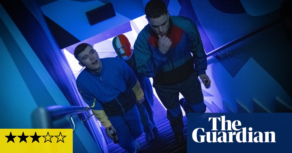 Critique de Kneecap : le trio de hip-hop irlandais enflammé à Belfast | Film 2 Critique de Kneecap : le trio de hip-hop irlandais enflammé à Belfast | Film - 1