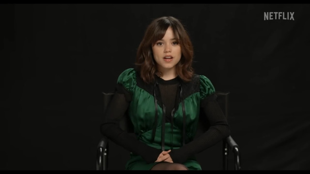 Jenna Ortega dit qu'avoir "la confiance de l'homme blanc moyen" est la clé pour elle... - 4