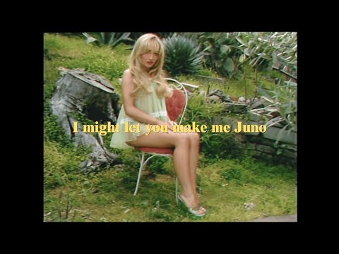 Sabrina Carpenter "Juno" Signification des paroles expliquée - 6