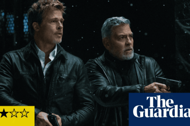 Critique de Wolf - Pitt et Clooney sont des solitaires partageant un emploi dans un thriller captivant | Film - 4