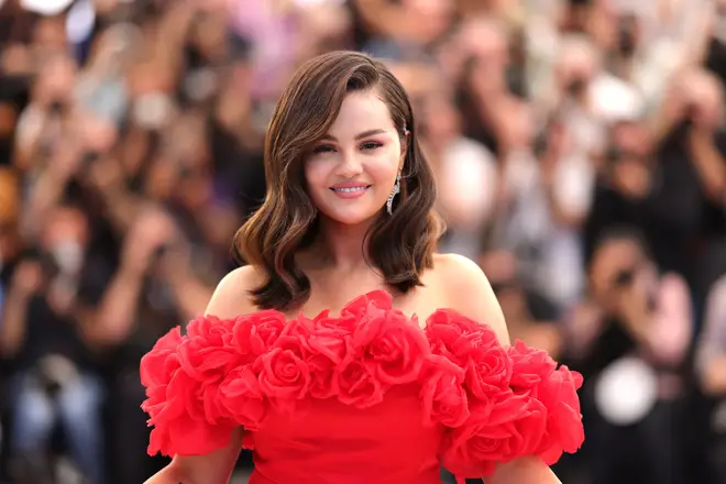 Selena Gomez dit qu'elle n'a pas l'intention de sortir de la nouvelle musique 6 Selena Gomez au 77ème Festival de Cannes pour Emilia Perez