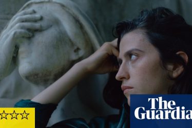 Critique de Paul et Paulette prenant un bain – une romance mal comprise prend un tournant douloureux | Festival du film de Venise 2024 - 2