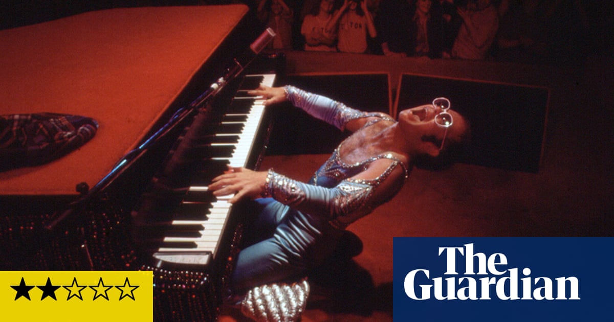 Critique d'Elton John: Jamais trop tard - Portrait en demi-teinte d'un génie musical | Festival du film de Toronto 2024 2 Critique d'Elton John: Jamais trop tard - Portrait en demi-teinte d'un génie musical | Festival du film de Toronto 2024 - 1