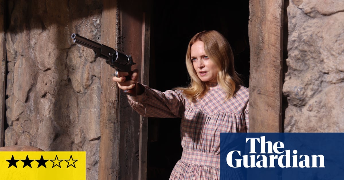 Critique de Place of Bones : Heather Graham affronte des méchants dans un western audacieux et abordable | Film 2 Critique de Place of Bones : Heather Graham affronte des méchants dans un western audacieux et abordable | Film - 1