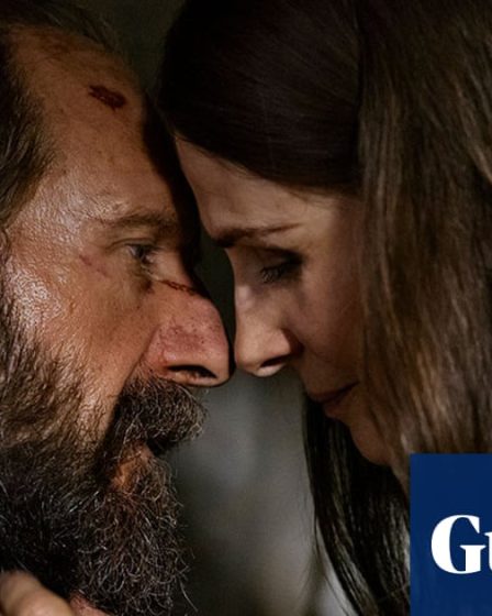 Critique du Retour : Fiennes et Binoche réunis dans un drame terne | Festival de Toronto 2024 41 Critique du Retour : Fiennes et Binoche réunis dans un drame terne | Festival de Toronto 2024 - 40