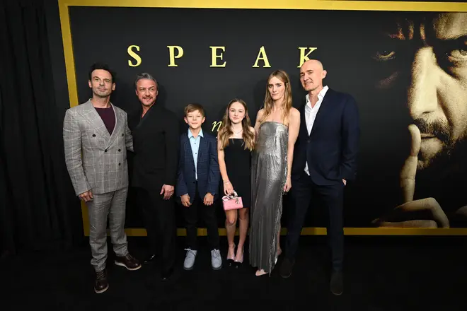 James McAvoy explique comment son nouveau thriller « Speak No Evil » « dit quelque chose sur... 5 Universal Pictures et Blumhouse présentent la première de SPEAK NO EVIL