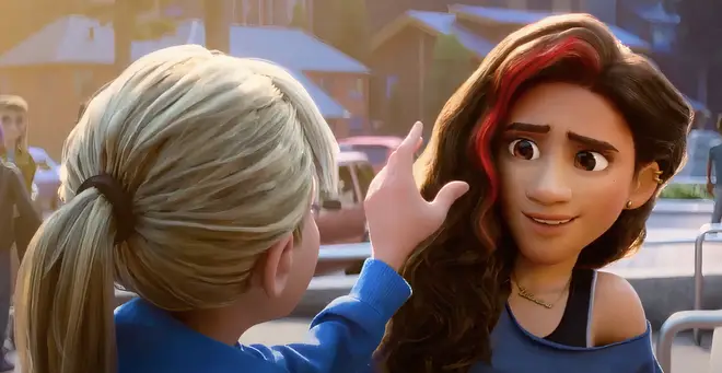 Riley Gay est-il dans Inside Out 2 ? Des employés de Pixar auraient dit de « modifier » Val... 6 Riley essaie de toucher les cheveux de Val dans Inside Out 2