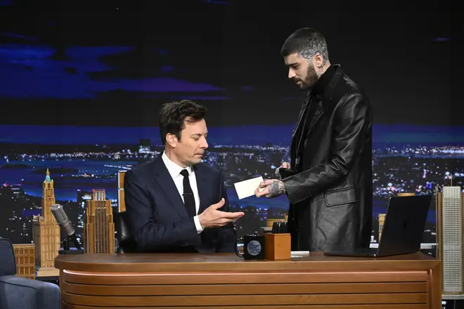 Zayn confirme sa toute première tournée solo au Royaume-Uni et aux États-Unis 5 Zayn la première fois qu'il a écrasé Jimmy Fallon