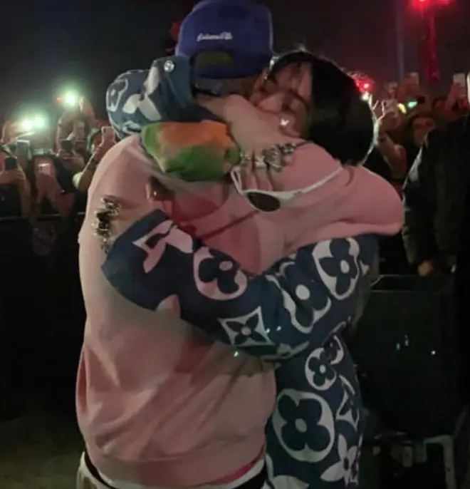 Dans l'amitié de Justin Bieber et Billie Eilish : comment ils se sont rencontrés et tout le temps... 4 La première rencontre de Justin Bieber et Billie Eilish a eu lieu à Coachella en 2019.