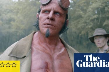 Critique du film Hellboy: Le Crooked Man - un désastre à ne pas manquer - 2