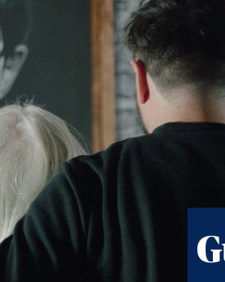Critique: Ne pas oublier de se souvenir - l'art, l'identité et la lente désintégration de la démence | Film 14 Critique: Ne pas oublier de se souvenir - l'art, l'identité et la lente désintégration de la démence | Film - 13