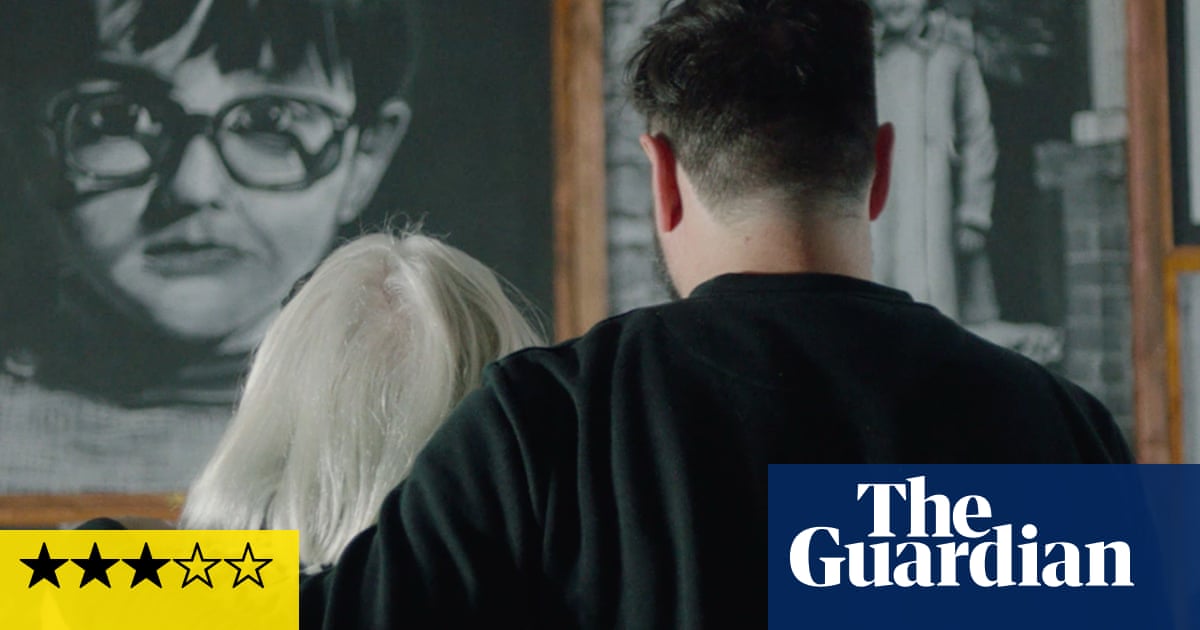 Critique: Ne pas oublier de se souvenir - l'art, l'identité et la lente désintégration de la démence | Film 2 Critique: Ne pas oublier de se souvenir - l'art, l'identité et la lente désintégration de la démence | Film - 1