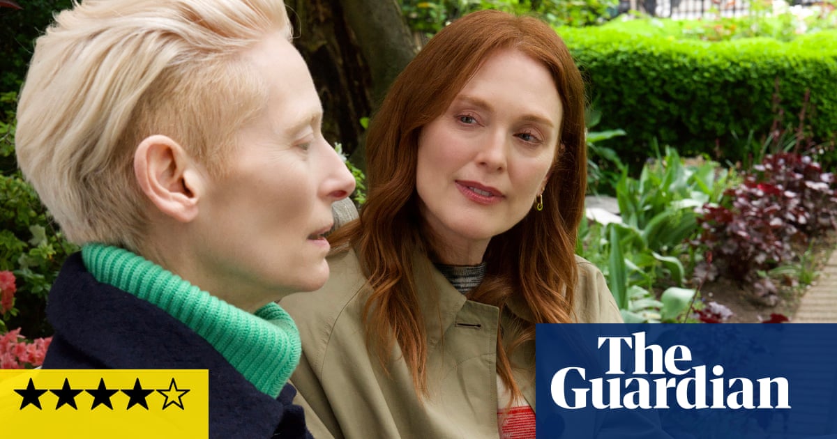 Critique : La chambre voisine d'Almodóvar - un récit magnifique et poignant sur la vie et la mort | Festival du film de Venise 2024 2 Critique : La chambre voisine d'Almodóvar - un récit magnifique et poignant sur la vie et la mort | Festival du film de Venise 2024 - 1