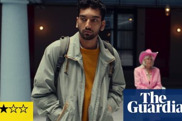 Critique film : Jeune acteur confronté à des auditions sans fin dans une satire déroutante de l'industrie | Film - 4