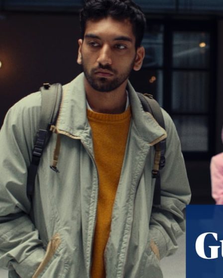 Critique film : Jeune acteur confronté à des auditions sans fin dans une satire déroutante de l'industrie | Film 56 Critique film : Jeune acteur confronté à des auditions sans fin dans une satire déroutante de l'industrie | Film - 55