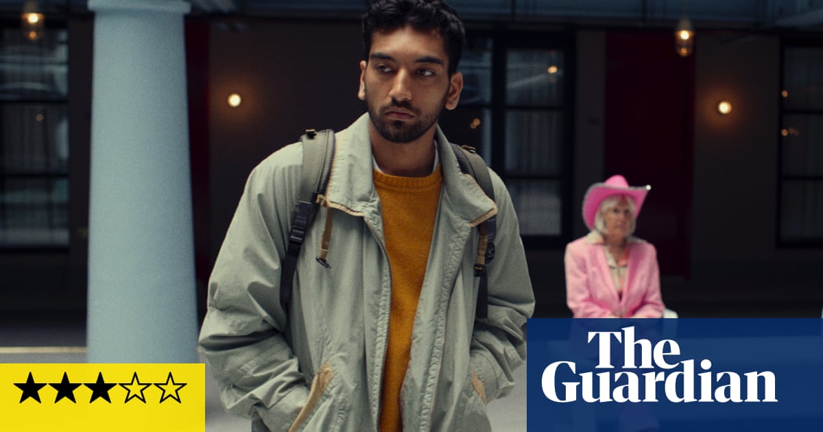 Critique film : Jeune acteur confronté à des auditions sans fin dans une satire déroutante de l'industrie | Film 2 Critique film : Jeune acteur confronté à des auditions sans fin dans une satire déroutante de l'industrie | Film - 1