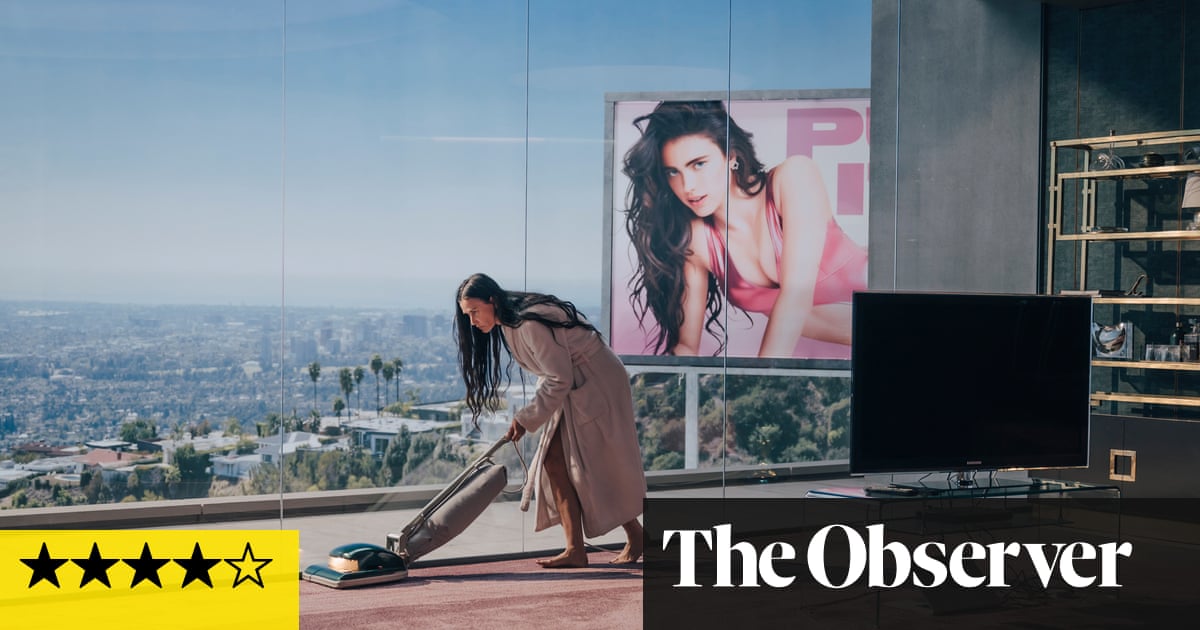 Critique de La Substance - Demi Moore brille dans ce film d'horreur féministe captivant - 1