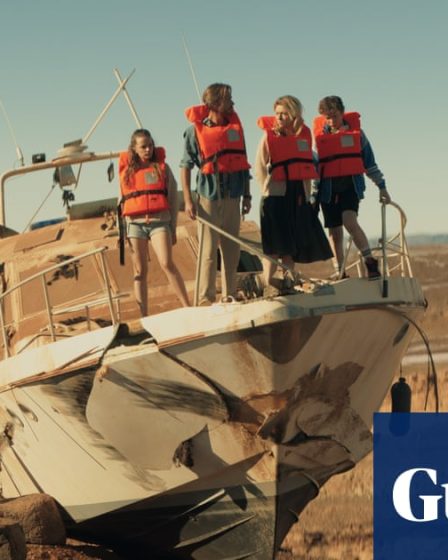 Critique de Survive : un film intelligent et surréaliste rempli d'images oniriques captivantes | Cinéma - 13