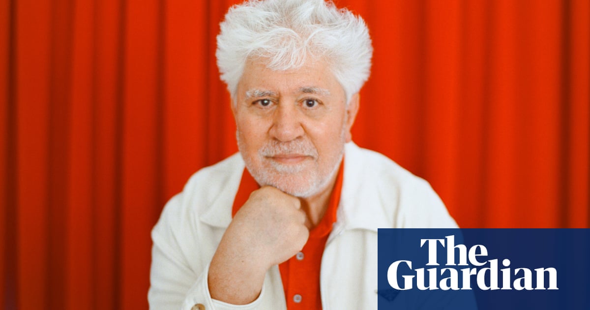 <br />
<br />
<h1>Pedro Almodóvar: La nécessité de la fiction dans la vie</h1><br />
<br />
<p>Le célèbre réalisateur espagnol, Pedro Almodóvar, partage son opinion sur l'importance de la fiction dans nos vies. Selon lui, la fiction joue un rôle essentiel pour rendre la vie supportable et pour nous permettre de nous échapper de la réalité parfois difficile. Almodóvar souligne l'impact positif que les œuvres fictives peuvent avoir sur notre bien-être mental et émotionnel.</p><br />
<br />
<h2>Points importants de l'article:</h2><br />
<ul><br />
<li>La vision de Pedro Almodóvar sur la fiction</li><br />
<li>L'importance de la fiction pour rendre la vie supportable</li><br />
<li>L'impact positif des œuvres fictives sur notre bien-être</li><br />
</ul><br />
<br /> - 1