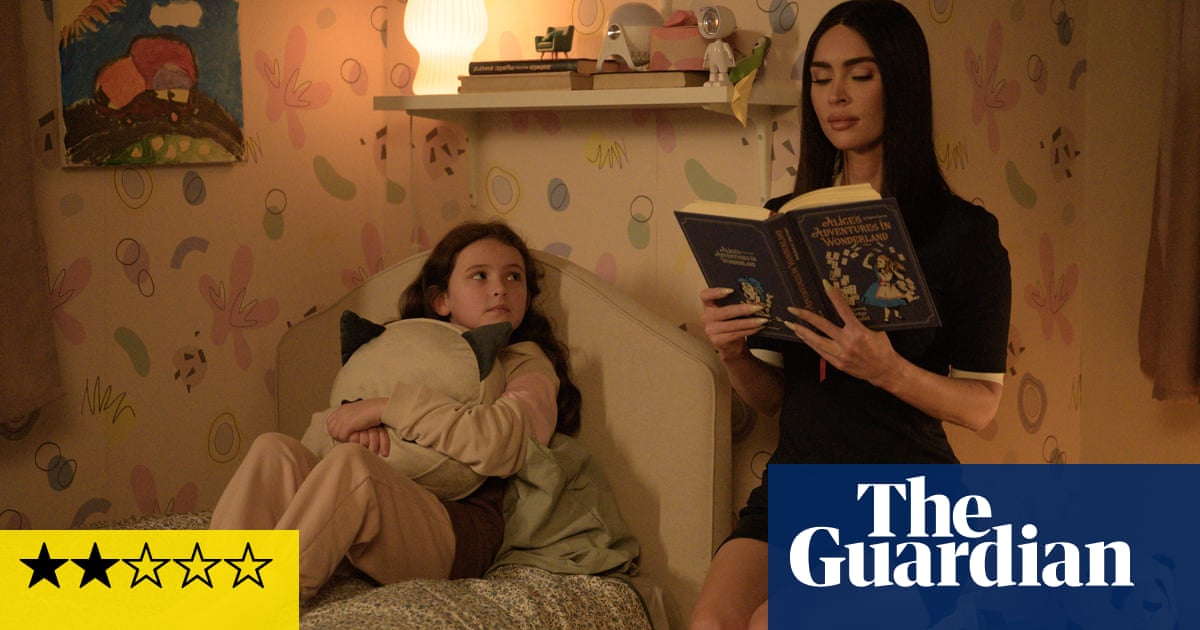 Critique de Subservience : l'androïde domestique d'intelligence artificielle de Megan Fox devient incontrôlable dans ce thriller captivant | Film - 1