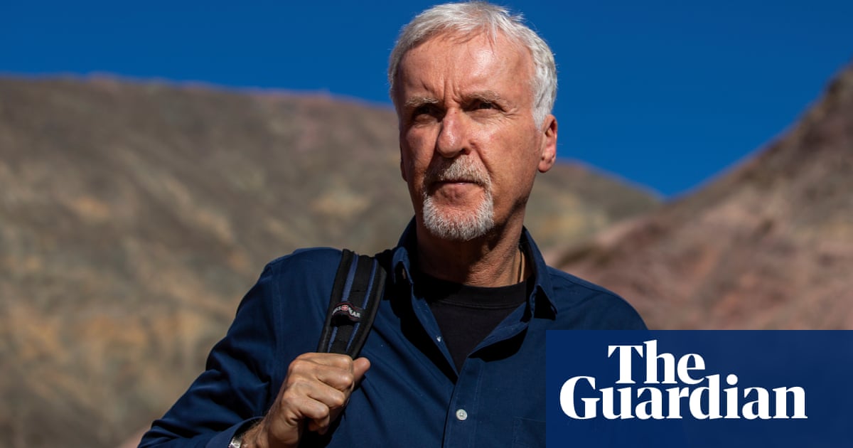 <br />
<br />
<h1>James Cameron répond aux critiques sur ses dialogues: «Montrez-moi vos films les plus rentables» | Cinéma</h1><br />
<br />
<p>Le célèbre réalisateur James Cameron a récemment répondu aux critiques concernant la qualité de ses dialogues dans ses films. Lors d'une interview, il a déclaré aux détracteurs: «Montrez-moi vos films les plus rentables». Cette réponse cinglante fait suite aux nombreuses critiques reçues par Cameron pour ses dialogues parfois jugés faibles.</p><br />
<br />
<h2>Points importants:</h2><br />
<ul><br /> <li>James Cameron répond aux critiques sur la qualité de ses dialogues</li><br /> <li>Il demande aux détracteurs de lui montrer leurs films les plus rentables</li><br /> <li>Les dialogues de Cameron ont souvent été critiqués pour leur faiblesse</li><br />
</ul><br />
<br /> 2 <br />
<br />
<h1>James Cameron répond aux critiques sur ses dialogues: «Montrez-moi vos films les plus rentables» | Cinéma</h1><br />
<br />
<p>Le célèbre réalisateur James Cameron a récemment répondu aux critiques concernant la qualité de ses dialogues dans ses films. Lors d'une interview, il a déclaré aux détracteurs: «Montrez-moi vos films les plus rentables». Cette réponse cinglante fait suite aux nombreuses critiques reçues par Cameron pour ses dialogues parfois jugés faibles.</p><br />
<br />
<h2>Points importants:</h2><br />
<ul><br /> <li>James Cameron répond aux critiques sur la qualité de ses dialogues</li><br /> <li>Il demande aux détracteurs de lui montrer leurs films les plus rentables</li><br /> <li>Les dialogues de Cameron ont souvent été critiqués pour leur faiblesse</li><br />
</ul><br />
<br /> - 1