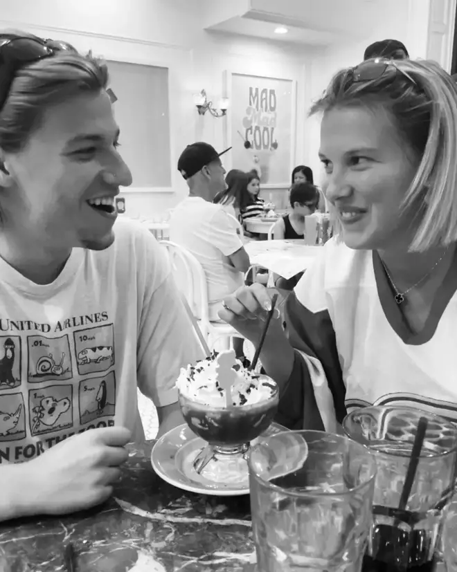 Chronologie complète de Millie Bobby Brown et Jake Bongiovi, y compris leur récent mariage 6 Millie Bobby Brown et Jake Bongiovi ont l'air tellement adorés