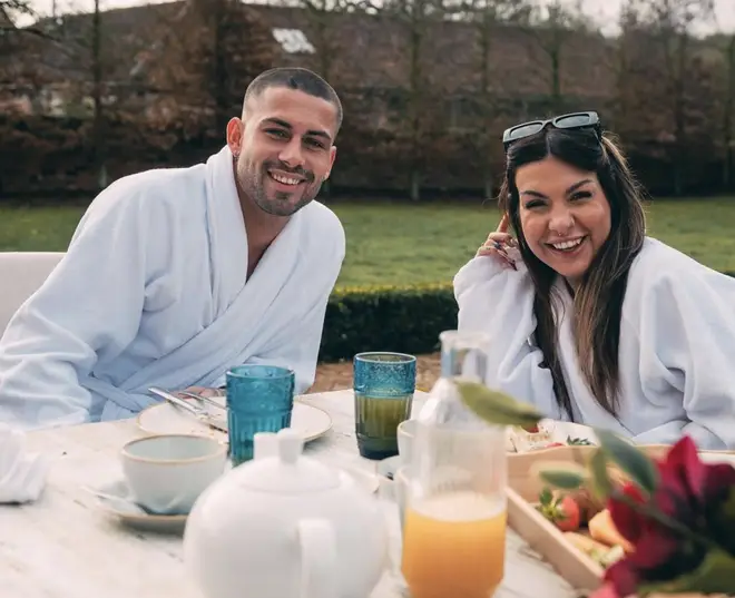 Hannah et Ryan de MAFS UK révèlent la vérité sur ce qui s'est passé lors d'une retraite au milieu... 5 Ryan et Shannon pendant la retraite MAFS