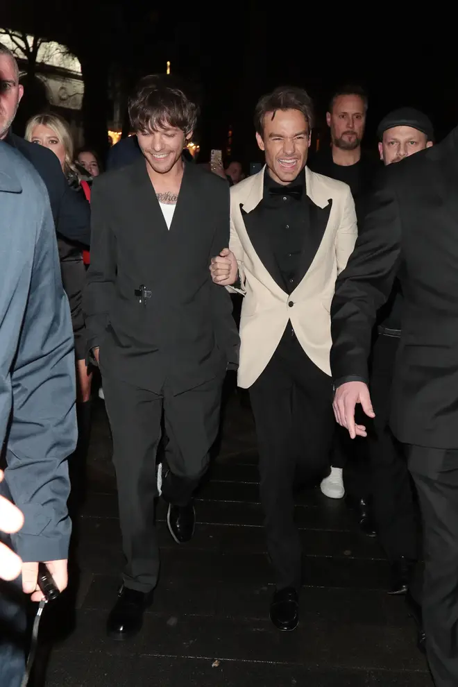 Louis Tomlinson promet d'être là pour Bear, le fils de Liam Payne, dans un hommage émouvant... 4 Liam Payne s'est présenté pour soutenir Louis lors de la première de son documentaire en 2023