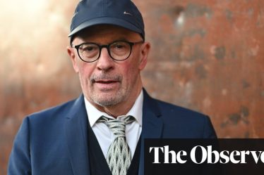 <br />
<br />
<h1>Les coups de cœur culturels de Jacques Audiard</h1><br />
<br />
<p>Le célèbre réalisateur français, Jacques Audiard, partage ses recommandations culturelles incontournables. Découvrez les œuvres qui ont marqué cet artiste talentueux et laissez-vous inspirer par ses choix.</p><br />
<br />
<h2>Points importants:</h2><br />
<ul><br /> <li>Recommandations culturelles de Jacques Audiard</li><br /> <li>Œuvres marquantes pour le réalisateur</li><br /> <li>Source d'inspiration artistique</li><br />
</ul><br />
<br /> - 4