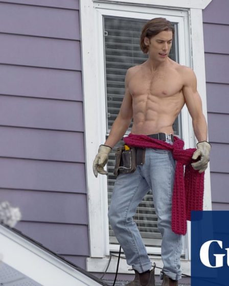 Comment Netflix attire les téléspectateurs de Hallmark avec un bonhomme de neige chaud | Film - 13