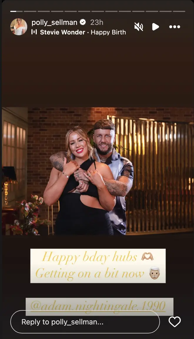 Polly de MAFS UK laisse un indice majeur sur son statut relationnel avec Adam 5 Polly a qualifié Adam de « hub » sur son Instagram