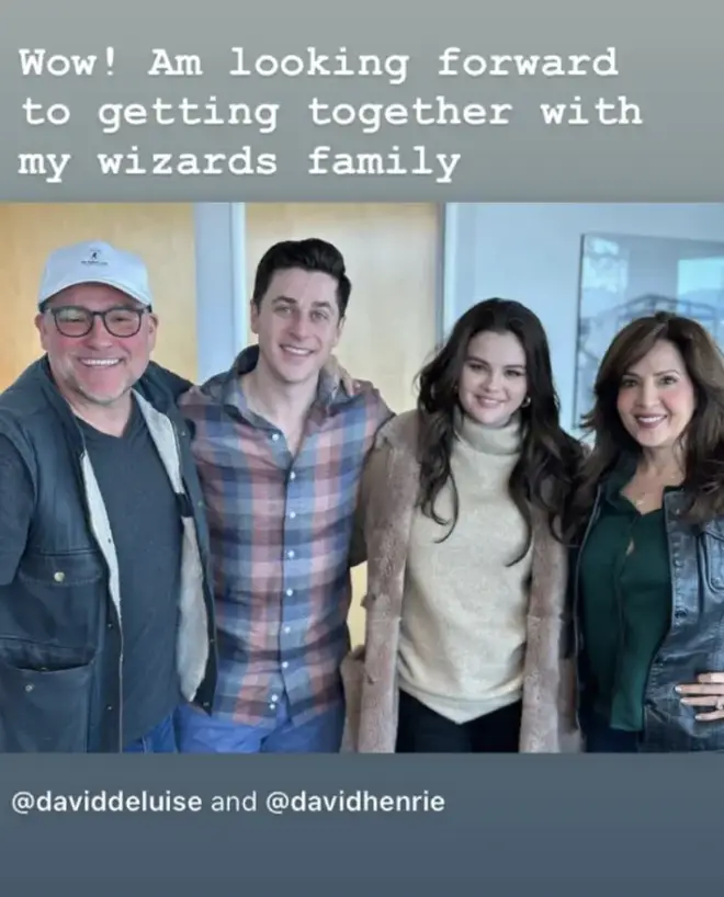 Jake T. Austin laisse entendre qu'il reviendra pour le redémarrage des Sorciers de Waverly Place 6 Jake T. Austin fait allusion à son retour dans le redémarrage des Sorciers de Waverly Place