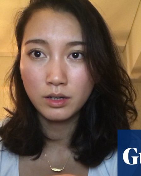 <br />
<br />
<h1>Shiori Ito : la voix de la révolution #MeToo au Japon</h1><br />
<br />
<p>Shiori Ito, une journaliste japonaise, est devenue malgré elle une figure emblématique du mouvement #MeToo au Japon. Son documentaire, "Editing it was like exposure therapy", raconte son combat contre les agressions sexuelles et le harcèlement.</p><br />
<br />
<h2>Points importants de l'article :</h2><br />
<ul><br /> <li>Shiori Ito, journaliste japonaise, figure de proue du mouvement #MeToo au Japon</li><br /> <li>Documentaire "Editing it was like exposure therapy" retrace son combat contre les agressions sexuelles</li><br />
</ul><br />
<br /> - 22