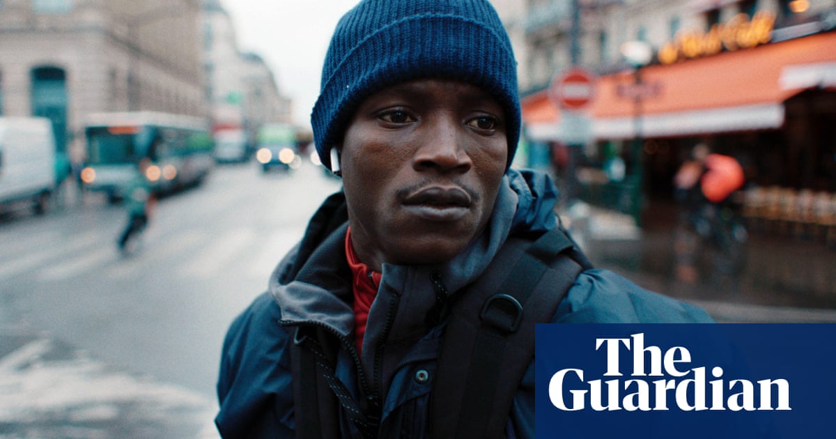 Star du film à succès se bat pour sa résidence en France : Toujours effrayé - 1