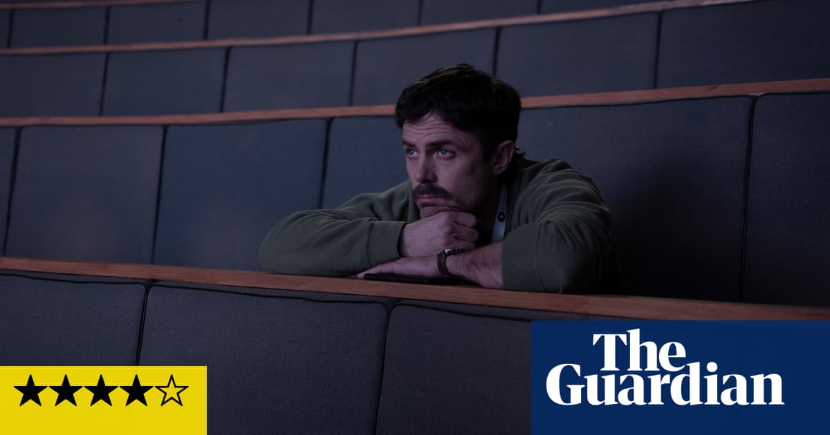 Critique de Slingshot : Casey Affleck brille dans cette saga de science-fiction solide | Film 2 Critique de Slingshot : Casey Affleck brille dans cette saga de science-fiction solide | Film - 1