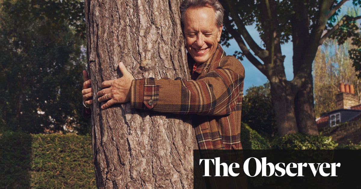 Le temps guérit-il vraiment ? Richard E Grant parle d'amour, de perte et de plaisir 2 Le temps guérit-il vraiment ? Richard E Grant parle d'amour, de perte et de plaisir - 1