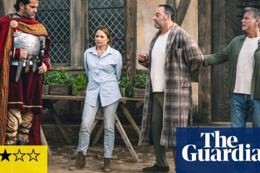 Critique du Pack Familial - Jean Reno vous fait rire dans une aventure temporelle basée sur des cartes | Film - 2
