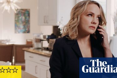 Critique de Vacances Surprenantes - Le pire film de Noël de tous les temps ? | Film - 2