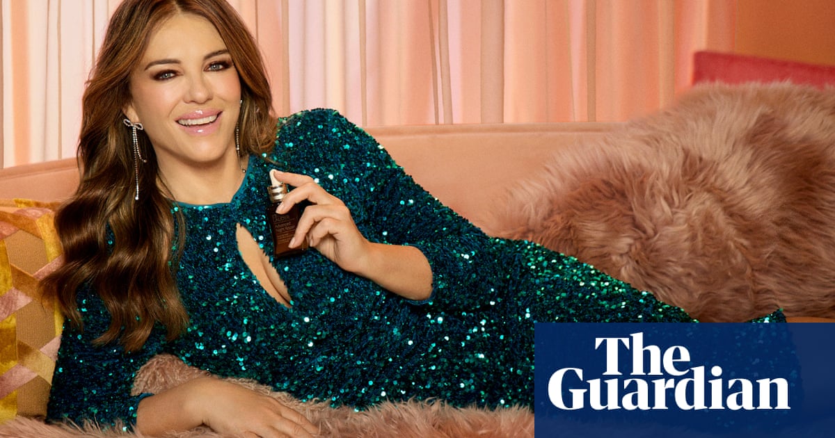 Posez vos questions à Elizabeth Hurley | Cinéma 2 Posez vos questions à Elizabeth Hurley | Cinéma - 1
