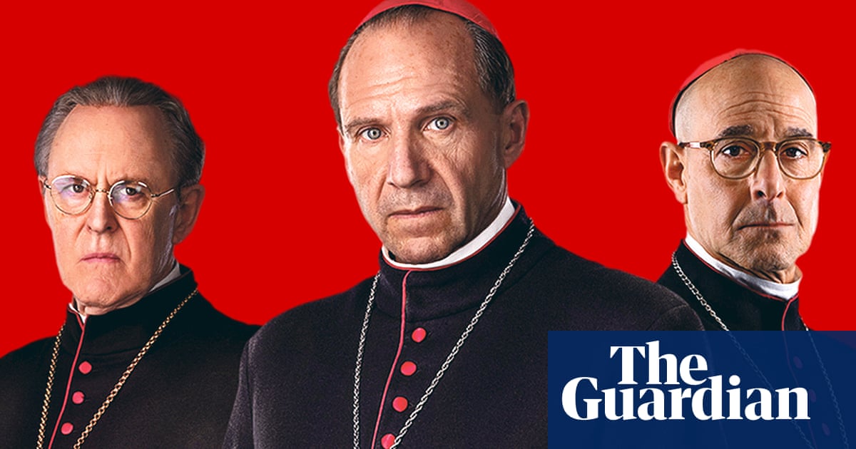 Pourquoi nous créons des dieux : entrevue avec Ralph Fiennes, John Lithgow et Stanley Tucci | Conclave 2 Pourquoi nous créons des dieux : entrevue avec Ralph Fiennes, John Lithgow et Stanley Tucci | Conclave - 1