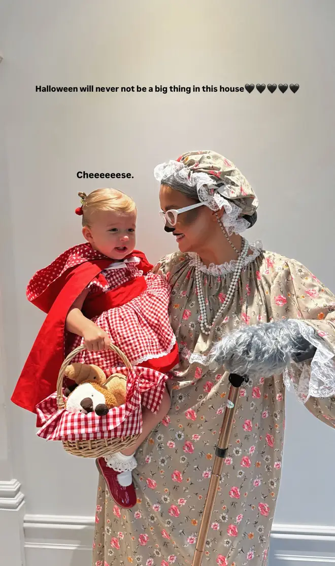 Molly-Mae Hague organise une méga fête d'Halloween pour sa fille Bambi 4 Molly-Mae et Bambi avaient des tenues assorties
