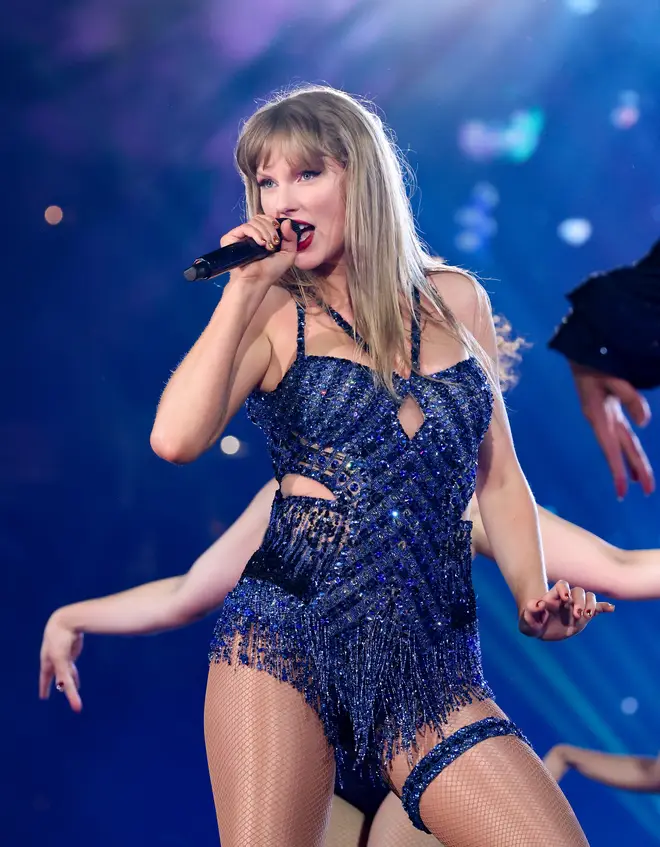 Le frère de Taylor Swift a fait l'éloge après avoir empêché la sécurité d'expulser un fan d'Eras... 4 La dernière performance de Taylor Swift sur la tournée US Eras a eu lieu à Indianapolis