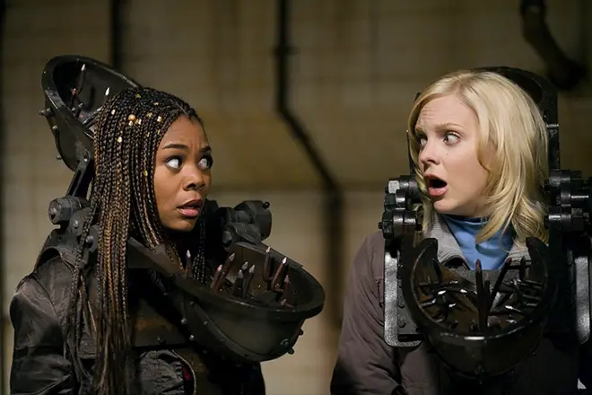 Regina Hall et Anna Faris dans Scary Movie 4