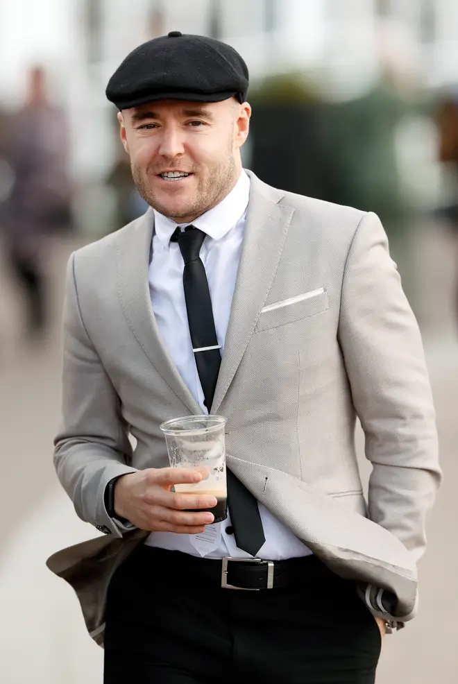 Qui est Alan Halsall? L'âge de la star de Coronation Street, sa petite amie, d'où il vient et... 4 Alan Halsall aura 42 ans en 2024