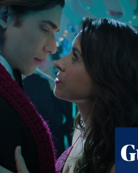 Critique de Hot Frosty - Romance délirante de bonhomme de neige sur Netflix | Films romantiques - 19