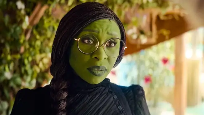 Les micro tresses d'Elphaba en Wicked ont été spécifiquement choisies par Cynthia Erivo