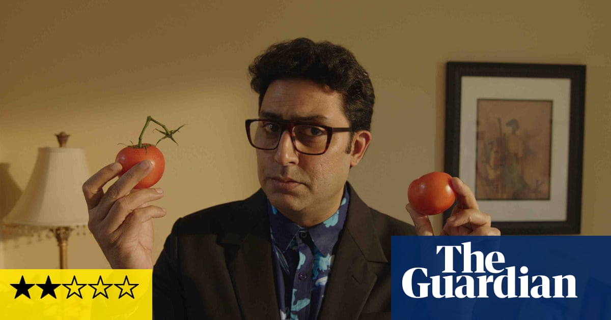 Critique : Abhishek Bachchan, un publicitaire inspiré par Mad Men, combat le cancer | Film 2 Critique : Abhishek Bachchan, un publicitaire inspiré par Mad Men, combat le cancer | Film - 1