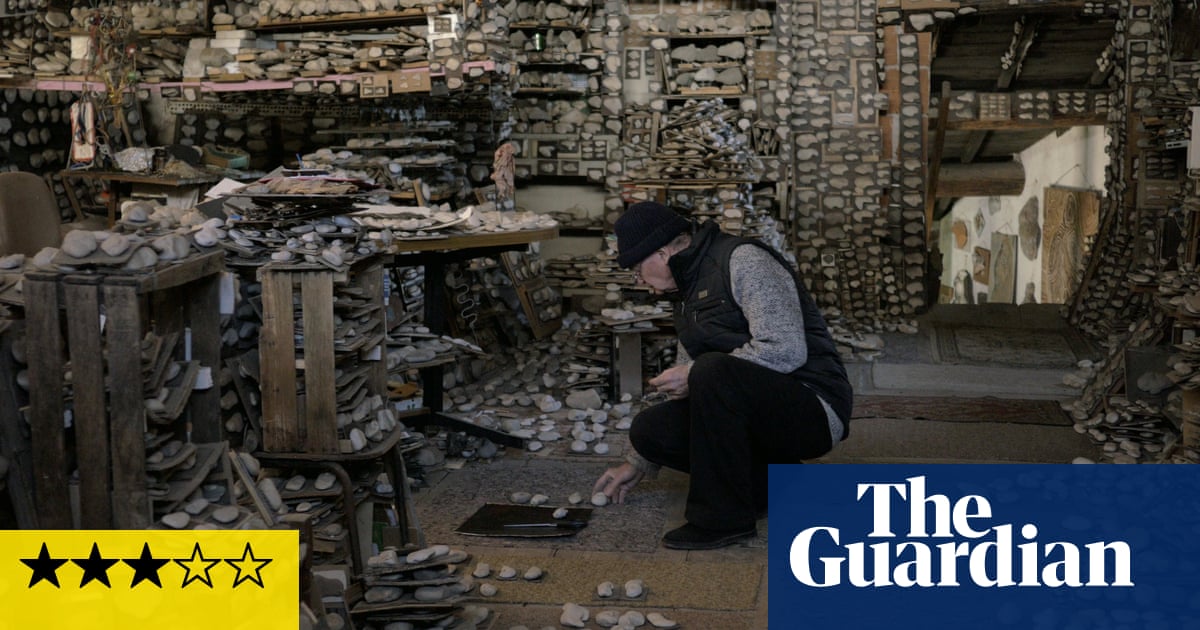 Critique de La Ricerca : un hommage à l'homme qui utilise la pierre pour comprendre le monde | Film 2 Critique de La Ricerca : un hommage à l'homme qui utilise la pierre pour comprendre le monde | Film - 1